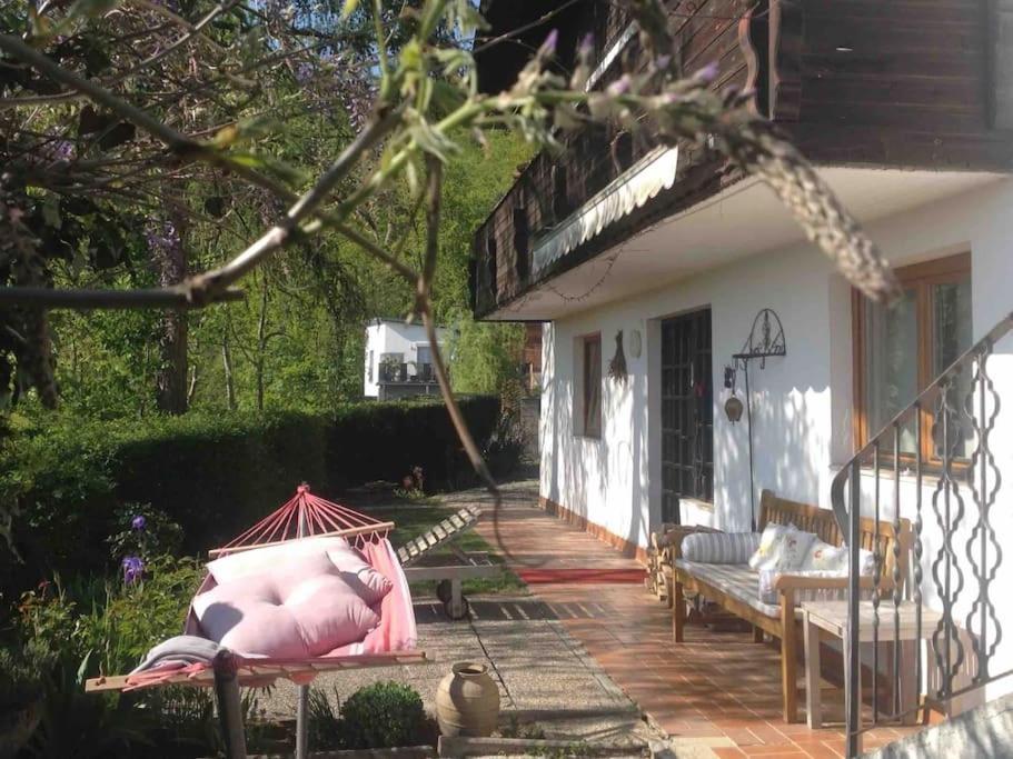 Charmantes Landhaus Mit Garten Und Traumhaftem Fernblick Thal  Exterior photo